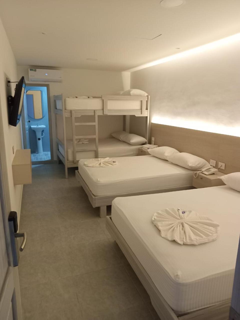 Hotel San Sebastian Real Cartagena Екстер'єр фото